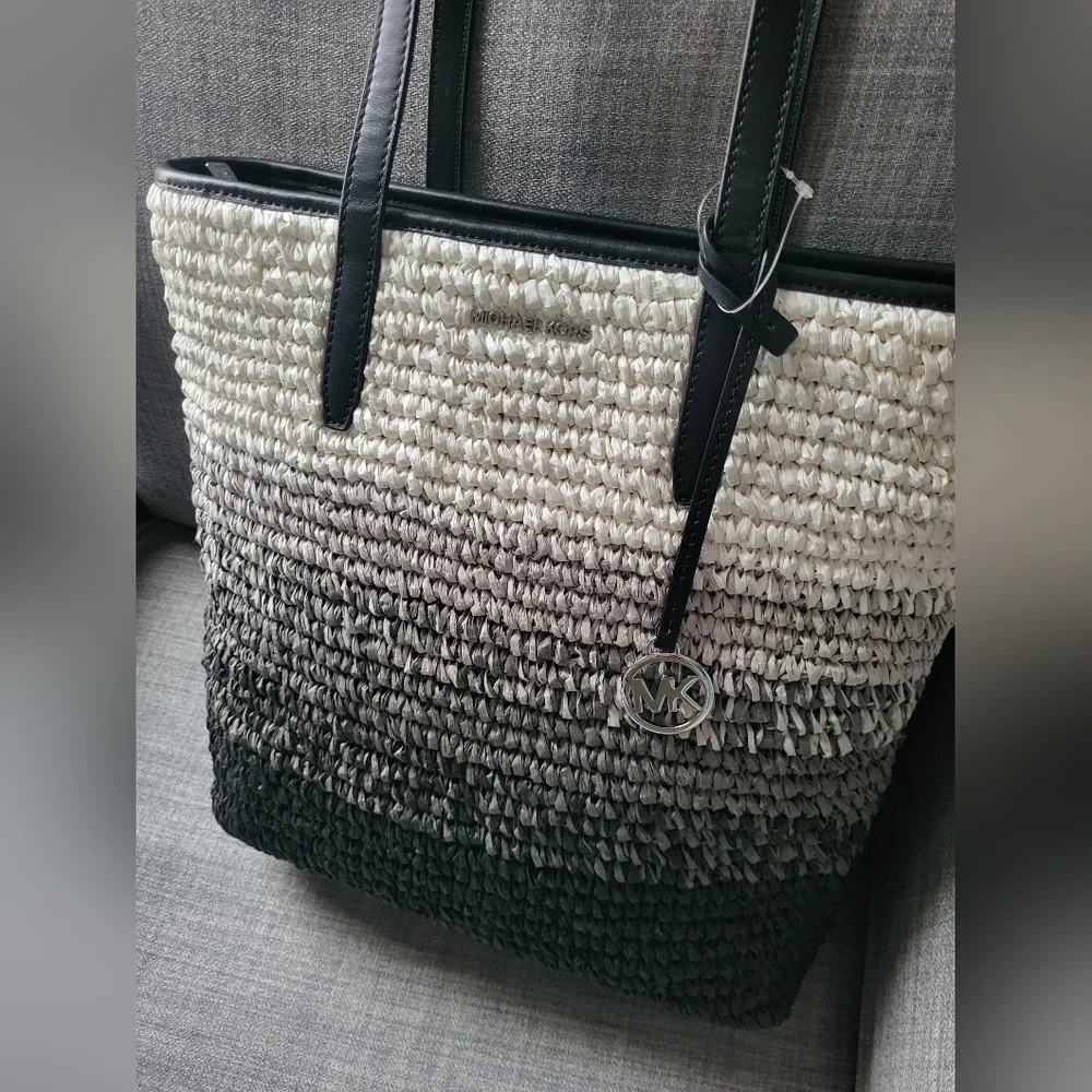 Michael Kors Tote - Picture 1 of 3